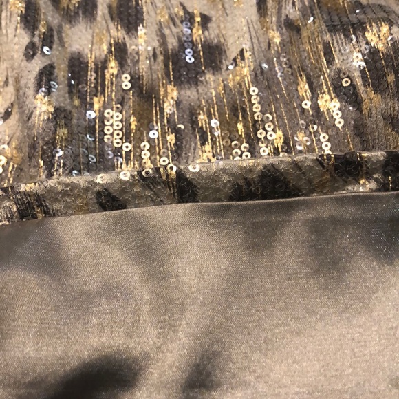 Lush sequin leopard mini skirt - Picture 4 of 5